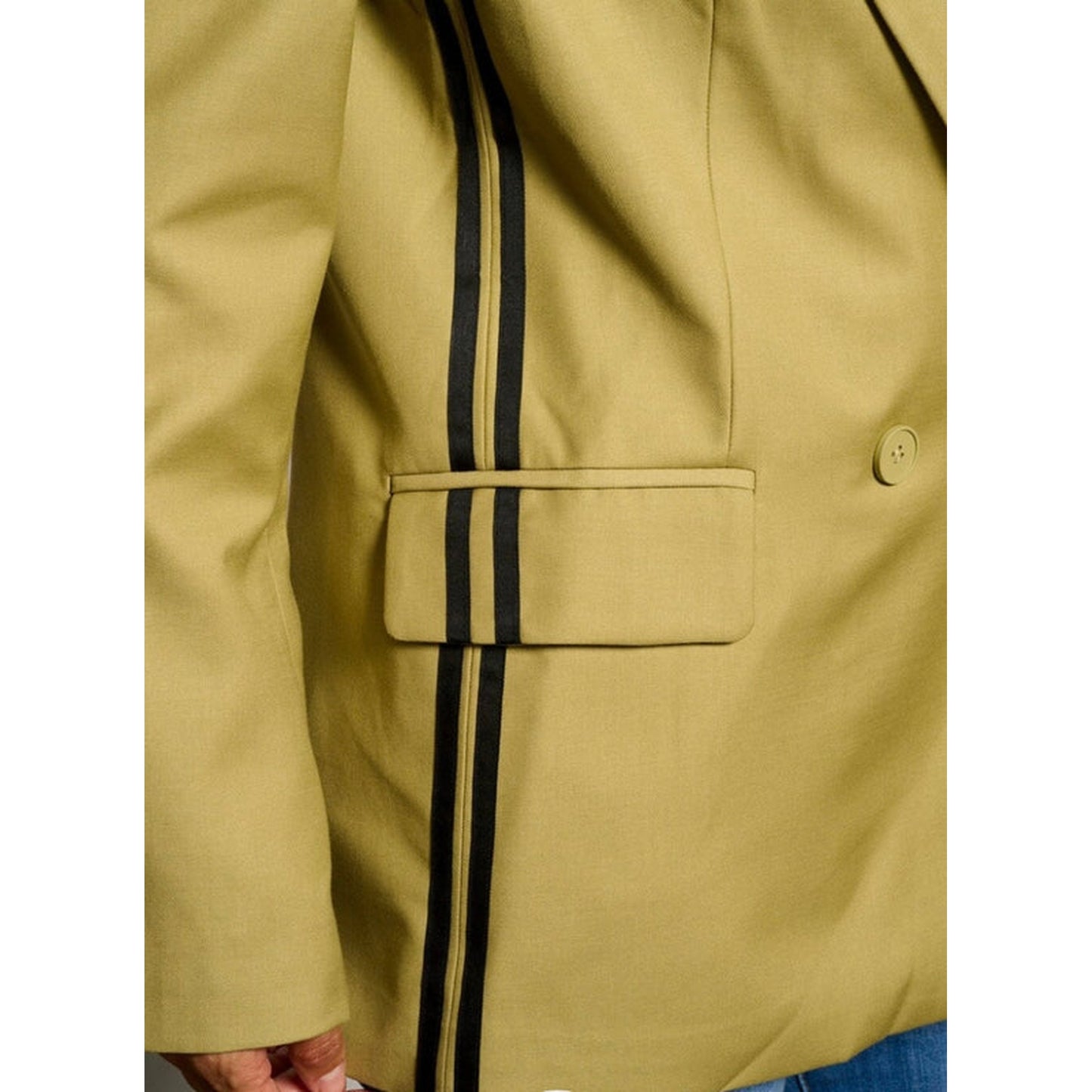 RUN THE SHOW BLAZER